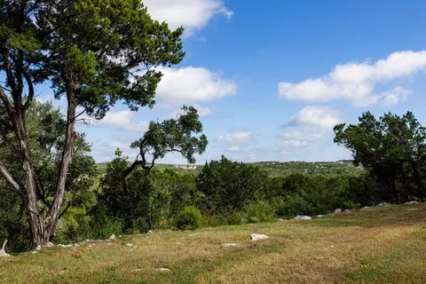114 Cr 2729, Mico, TX 78056