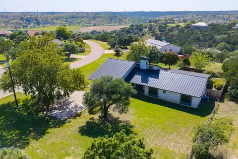 103 Crockett Dr, Kerrville, TX 78028