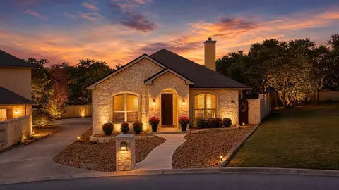 150 St Andrews Loop, Kerrville, TX 78028
