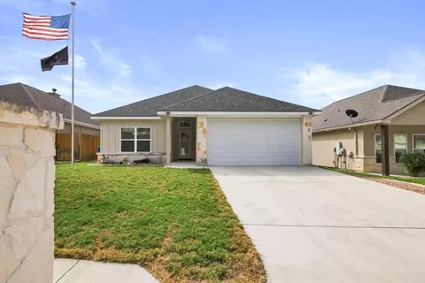 1153 Norfolk Ln, Kerrville, TX 78028