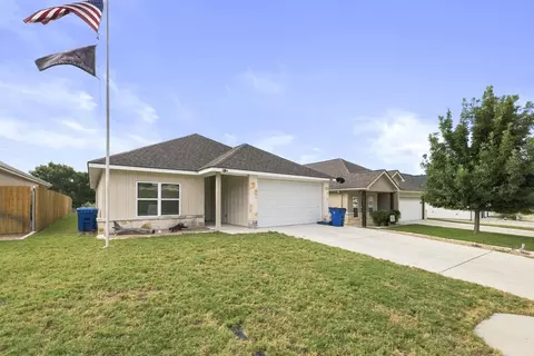 1153 Norfolk Ln, Kerrville, TX 78028