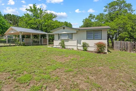 108 E White Wing, Kerrville, TX 78028