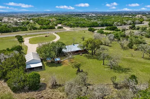 5626 Fm 3240, Bandera, TX 78003