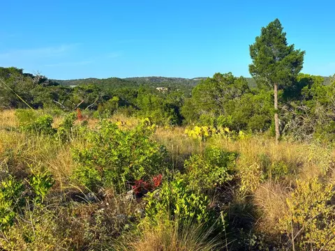 31 Sky View Ln, Camp Wood, TX 78833