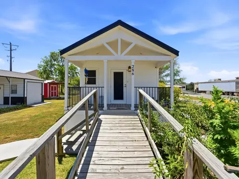 286 Hwy 173, Bandera, TX 78003