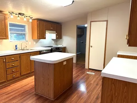 Kitchen - 36 Crossing Dr, Harper, TX 78631 photo 1 of 3