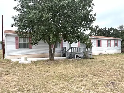 Exterior - 36 Crossing Dr, Harper, TX 78631 photo 2 of 5