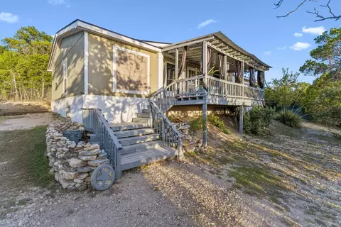 310 Sparkman, Kerrville, TX 78028