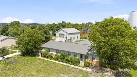 1020 Remschel St, Kerrville, TX 78028