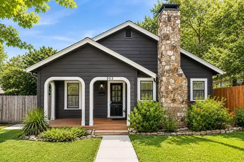 953 Myrta St, Kerrville, TX 78028
