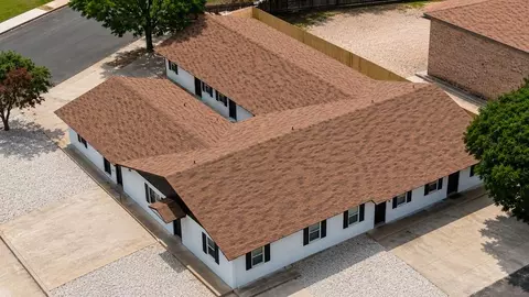 1402 N Adams St, Fredericksburg, TX 78624