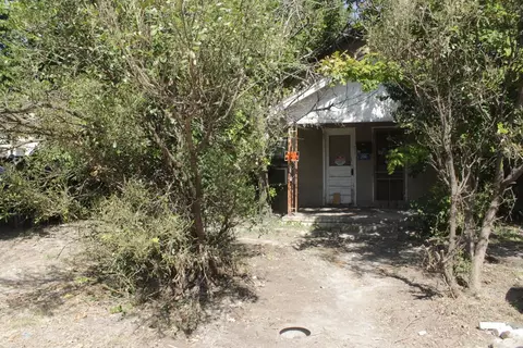 314 N Mimosa St, Kerrville, TX 78028