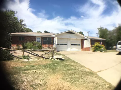 101 B Ranchero Rd, Kerrville, TX 78028