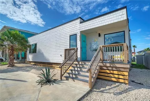626 La Juana Ct, Port Aransas, TX 78373