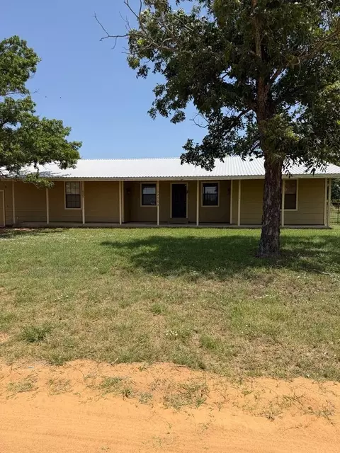 17502 College St, Pontotoc, TX 76869