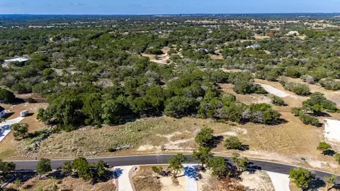 668 San Juan S, Kerrville, TX 78028