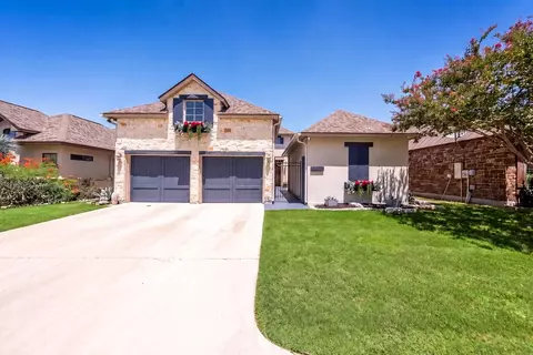 2893 Rock Barn Dr, Kerrville, TX 78028