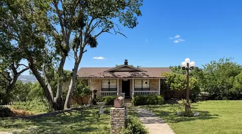 1420 Carol Ann Dr, Kerrville, TX 78028