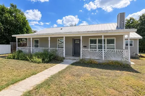 505 Lytle St, Kerrville, TX 78028