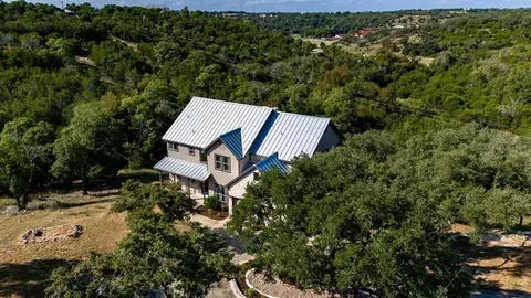 502 Lost Vly, Kerrville, TX 78028