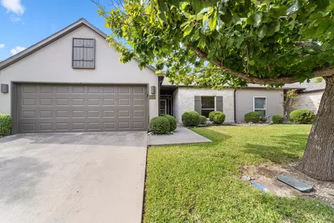 1012 Edinburgh, Kerrville, TX 78028