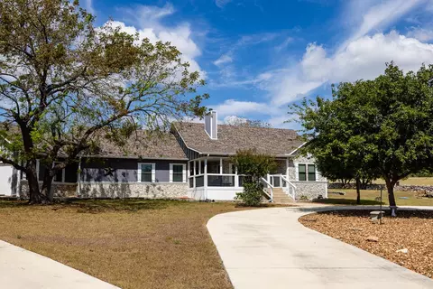 219 Victoria Dr, Kerrville, TX 78028
