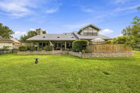 104 Kenwood Cir, Kerrville, TX 78028