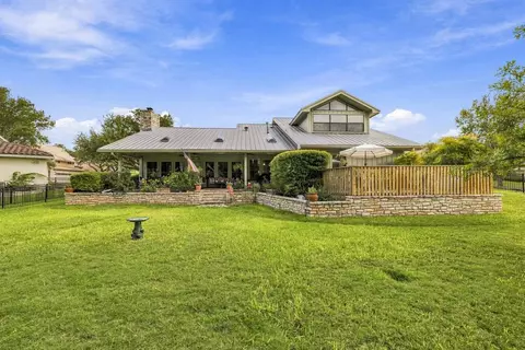 104 Kenwood Cir, Kerrville, TX 78028