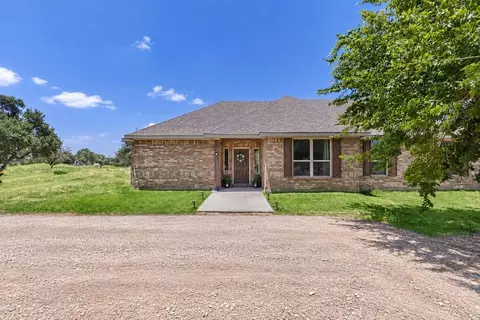 143 Michael Dr, Harper, TX 78631