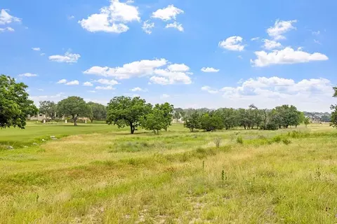 4356 Comanche Trace Dr, Kerrville, TX 78028