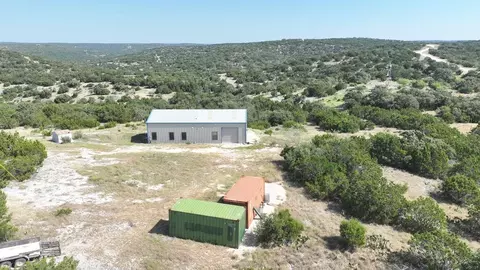 7 Sd 52300, Rocksprings, TX 78880
