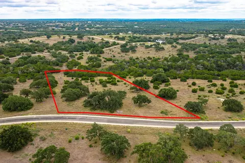 156 Shapen Springs Rd, Kerrville, TX 78028