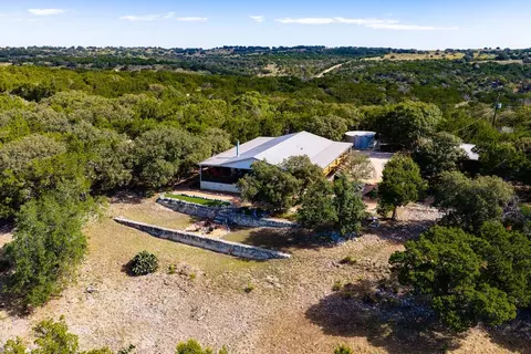 240 Pikes Peak, Kerrville, TX 78028