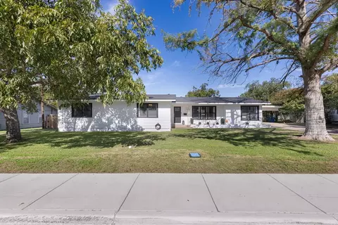 420 Westminster, Kerrville, TX 78028
