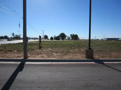 850 E Broadway, Denver City, TX 79323