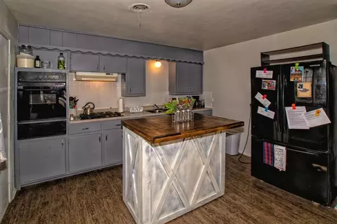 1908 E Colgate St, Lubbock, TX 79403 photo 6