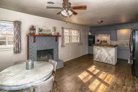 1908 E Colgate St, Lubbock, TX 79403 photo 5