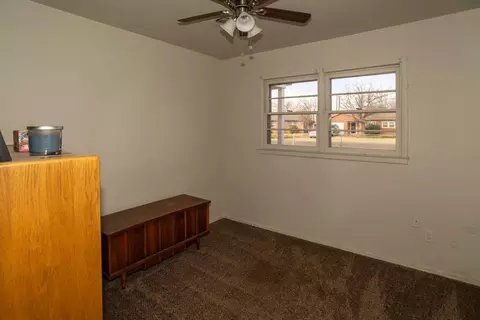 1908 E Colgate St, Lubbock, TX 79403 photo 16
