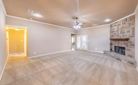 6111 76th St, Lubbock, TX 79424 photo 3