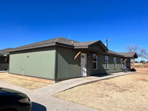 2811 E 2nd St, Lubbock, TX 79403 photo 1