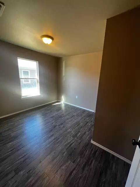 2811 E 2nd St, Lubbock, TX 79403 photo 6
