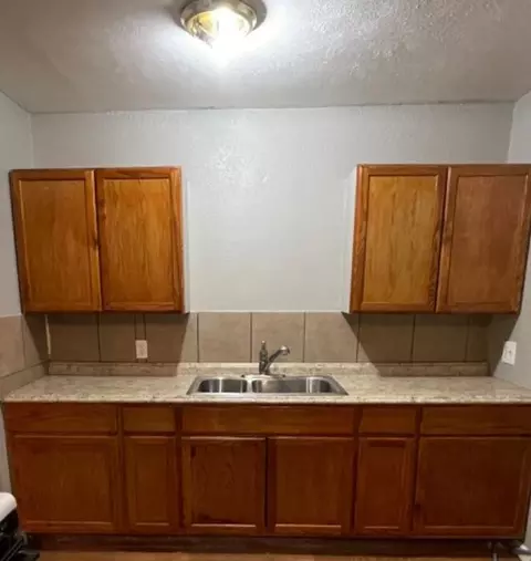 512 E 37th St, Lubbock, TX 79404 photo 6