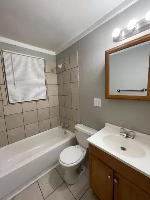 512 E 37th St, Lubbock, TX 79404 photo 12