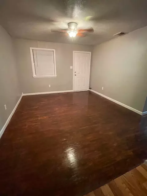 512 E 37th St, Lubbock, TX 79404 photo 18