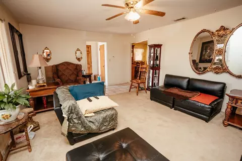 2203 Kokomo, Plainview, TX 79072 photo 6