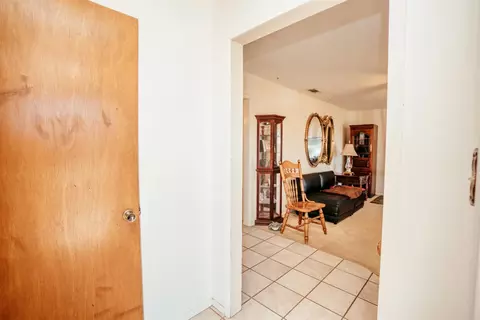 2203 Kokomo, Plainview, TX 79072 photo 4