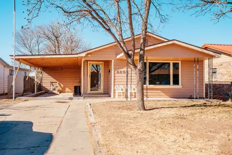 2203 Kokomo, Plainview, TX 79072 photo 1