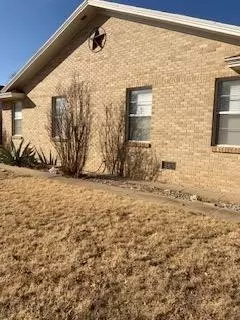 701 W 10th, Plainview, TX 79072 photo 12