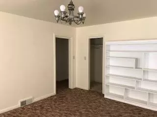 701 W 10th, Plainview, TX 79072 photo 5