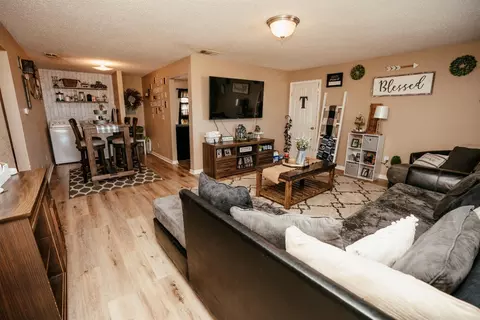 307 Irene, Plainview, TX 79072 photo 3